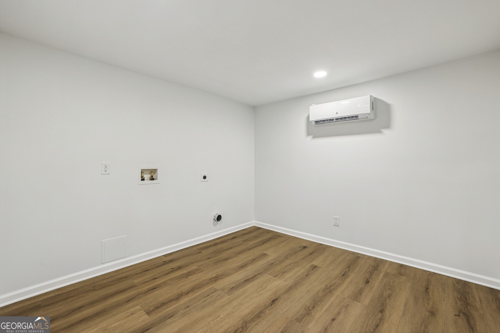East Woodsdale - Residential