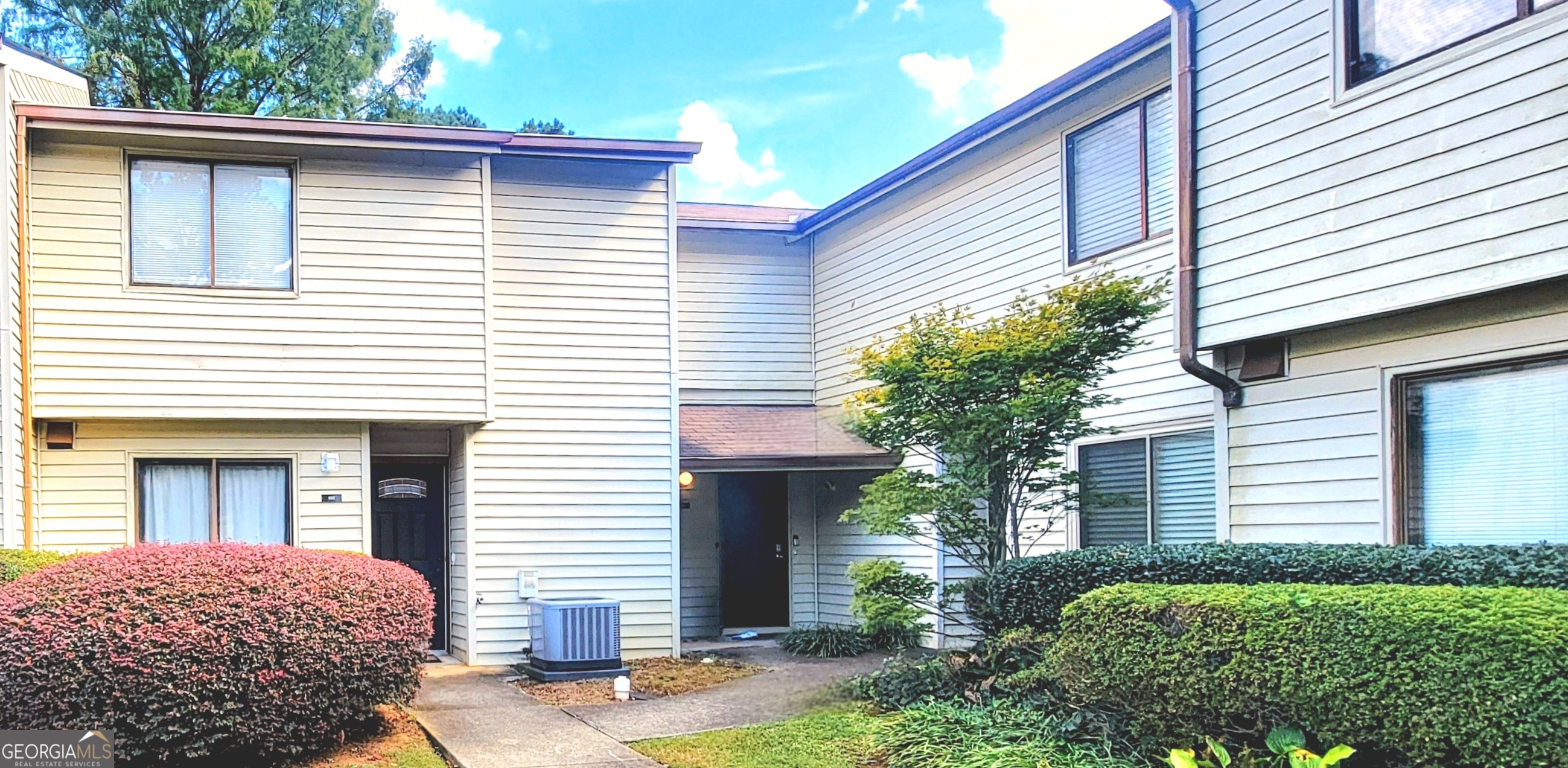 WILLOWRUN - Residential