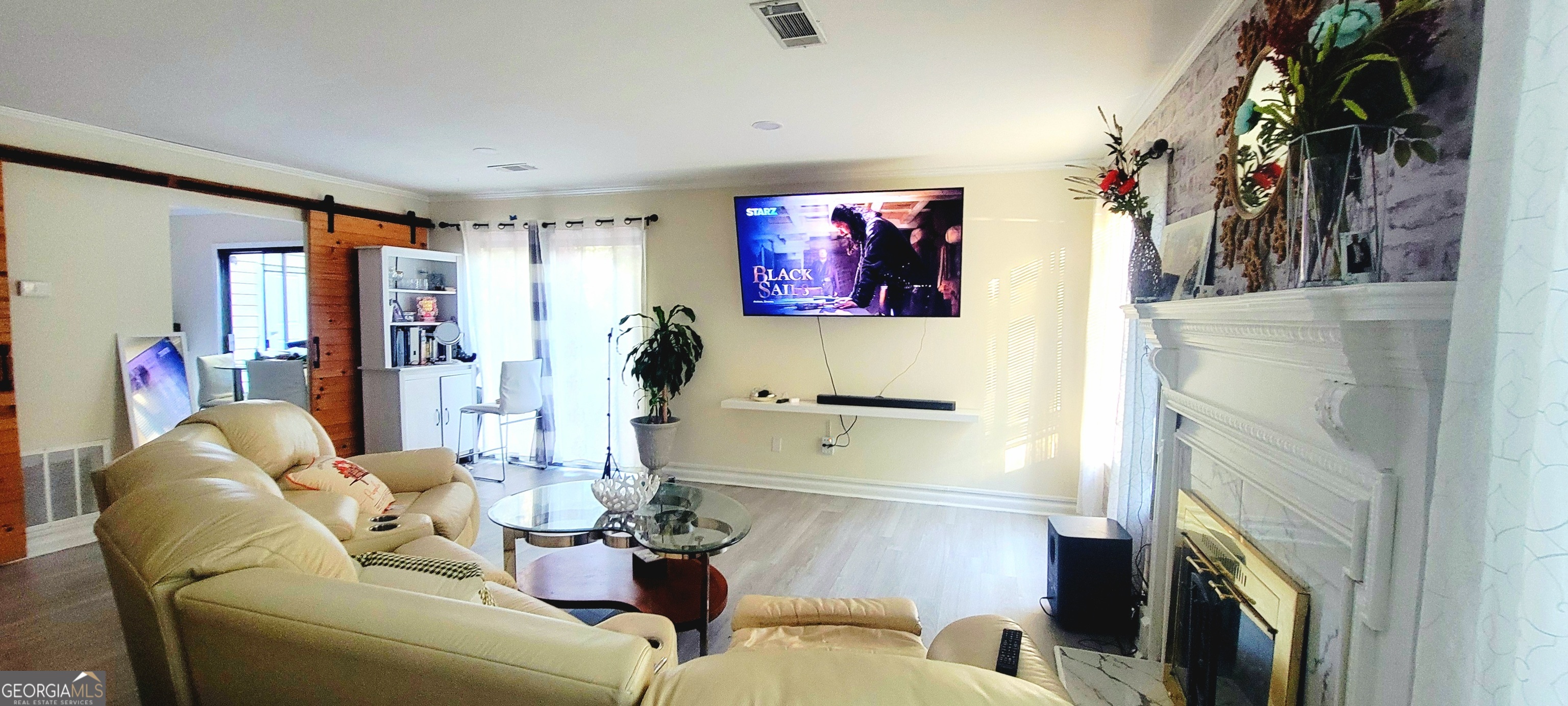 WILLOWRUN - Residential