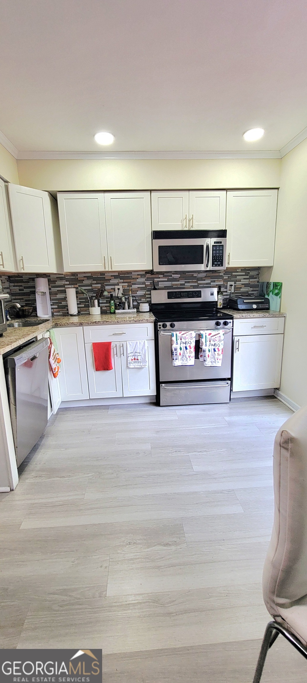 WILLOWRUN - Residential