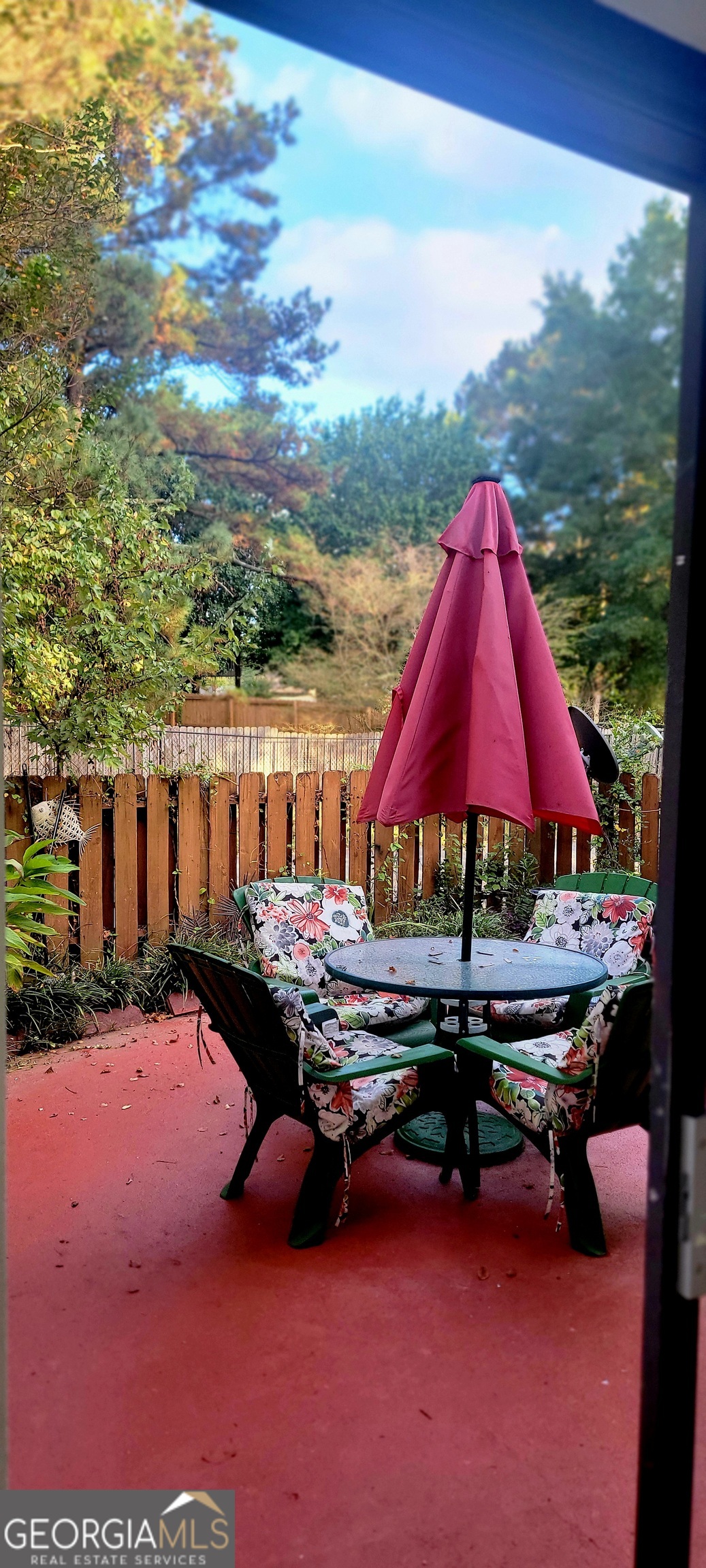 WILLOWRUN - Residential