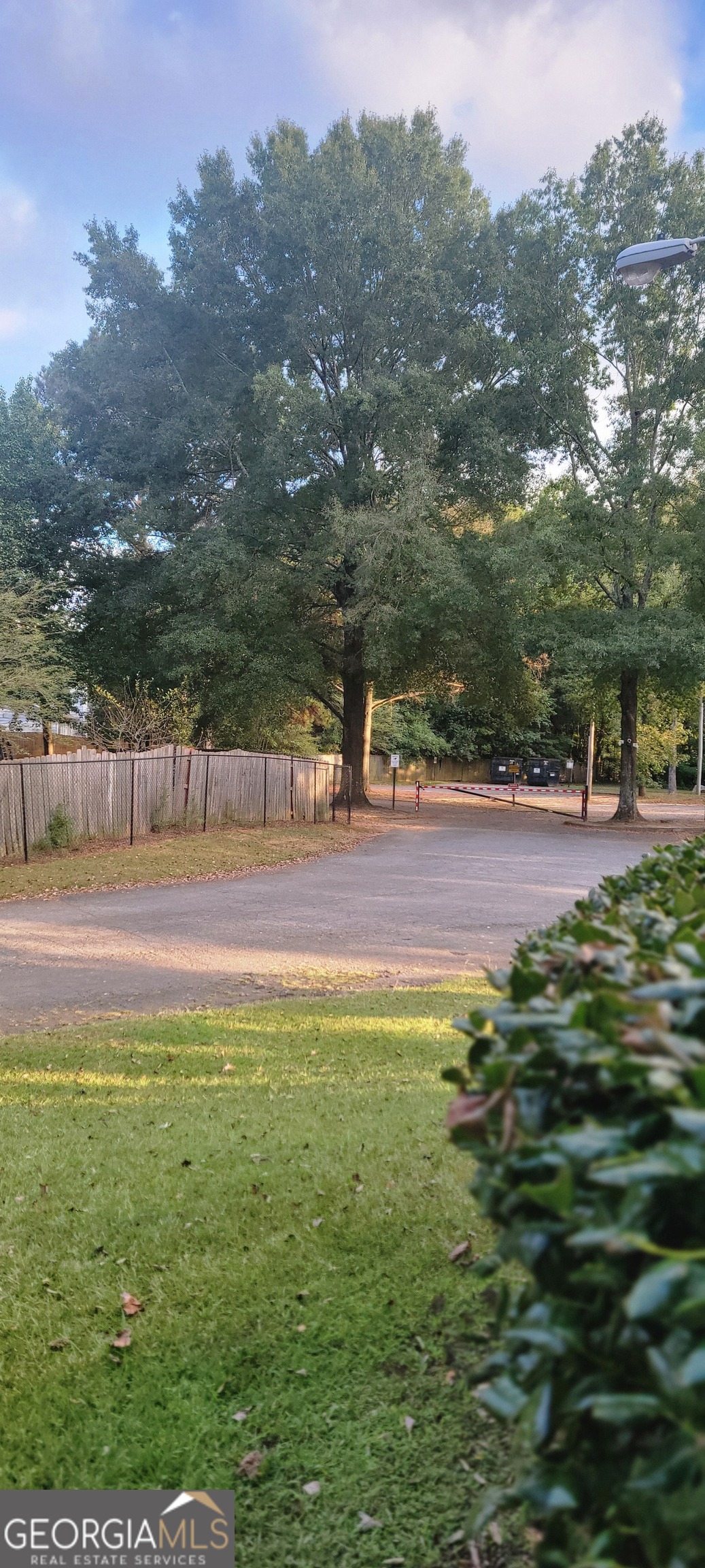 WILLOWRUN - Residential