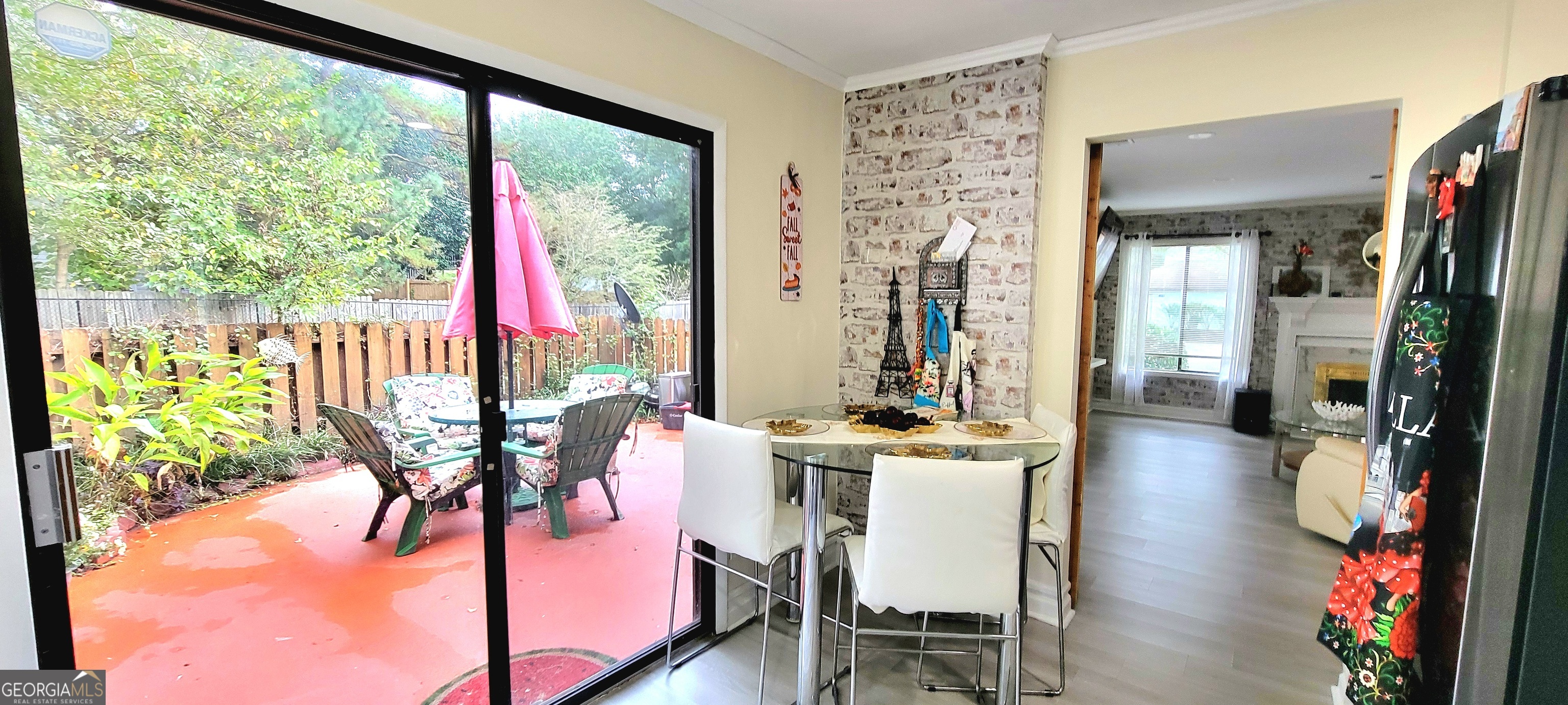 WILLOWRUN - Residential