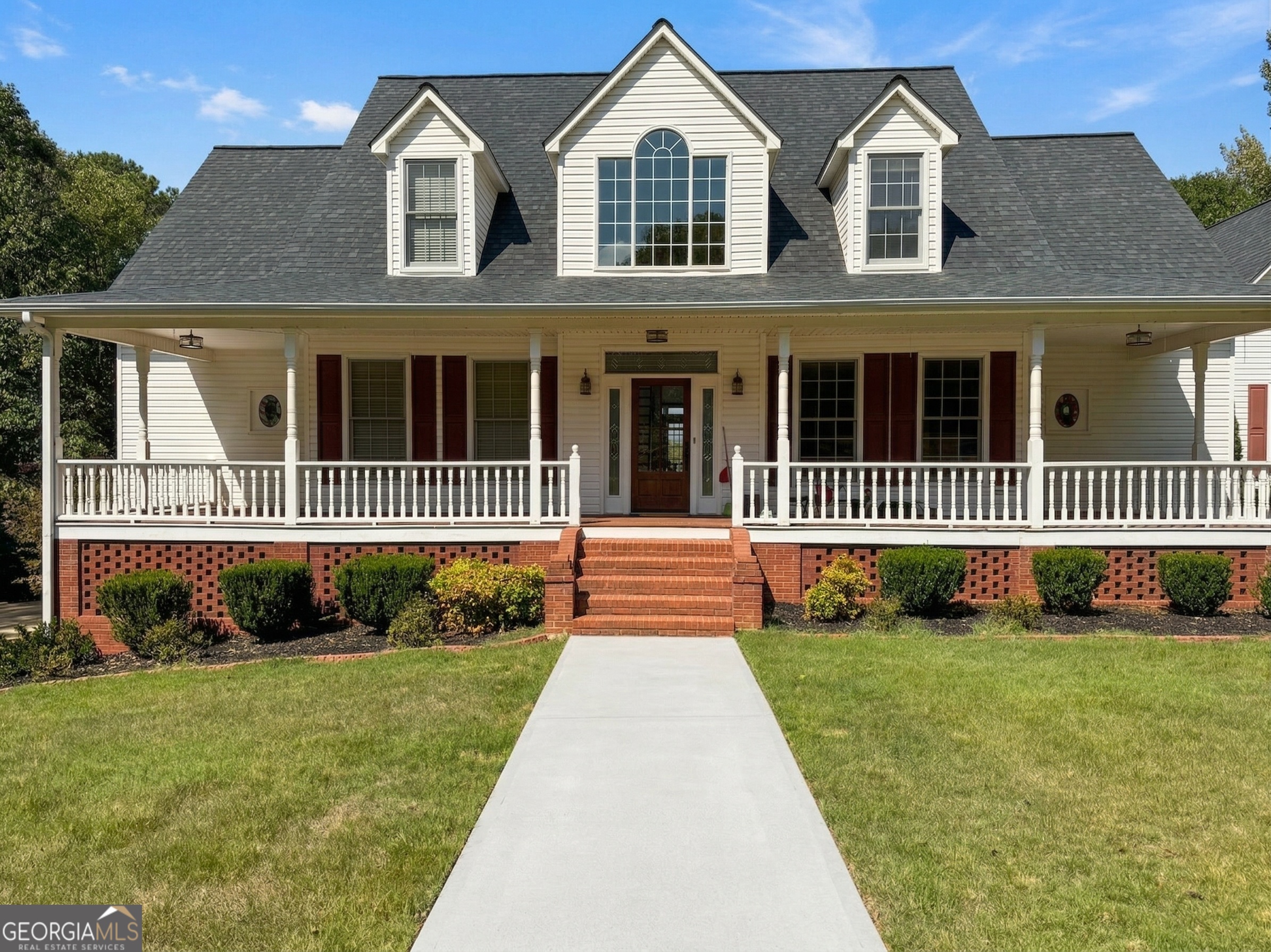 800 Watering Hole Pass