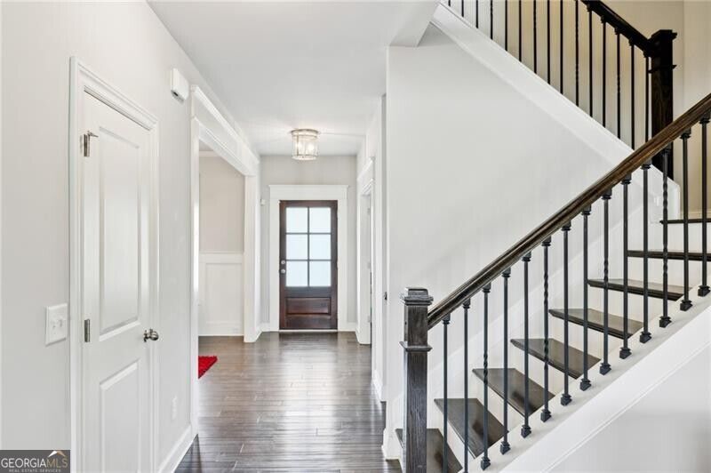 2057 White Cypress CT