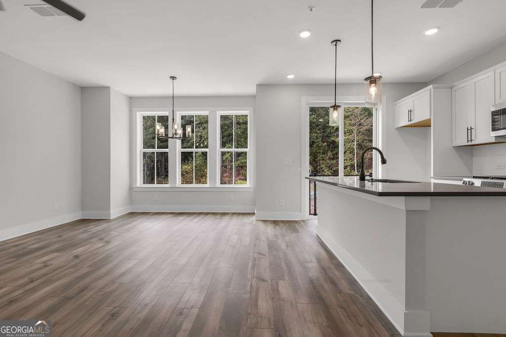 734 Urban Grange WAY