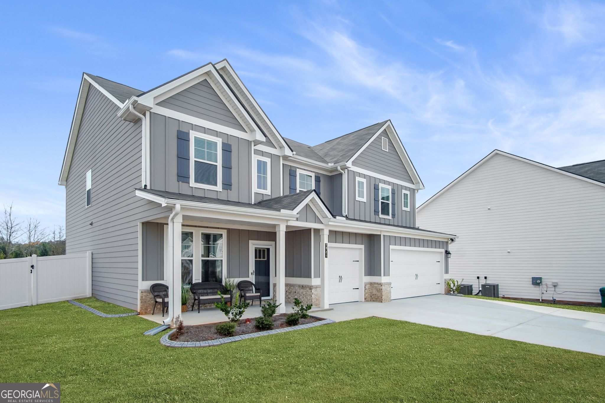 1049 Bodega LOOP