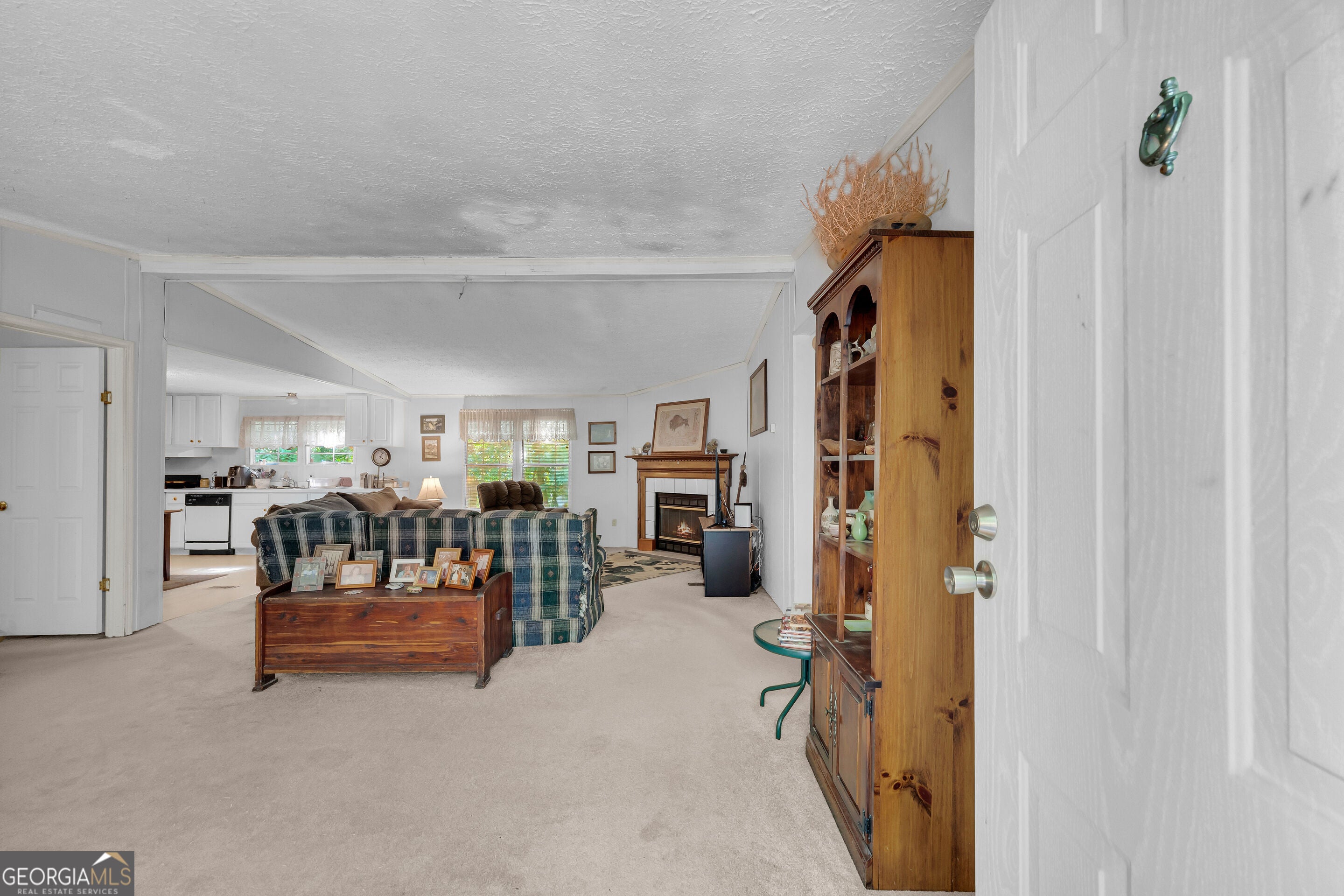 281 Summit DR