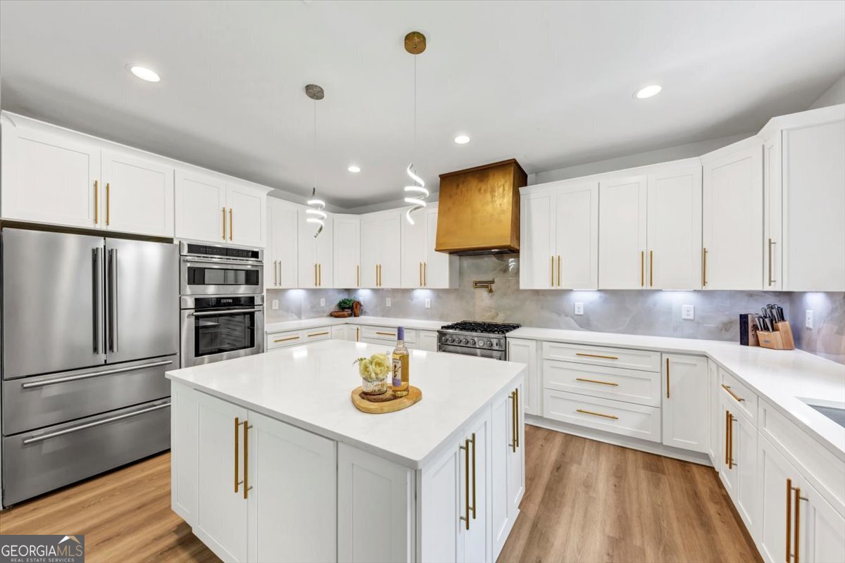 160 Rivers Edge DR