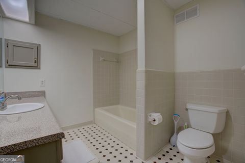 listing image 36