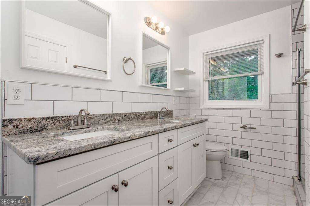 Forest Hills - Residential Lease