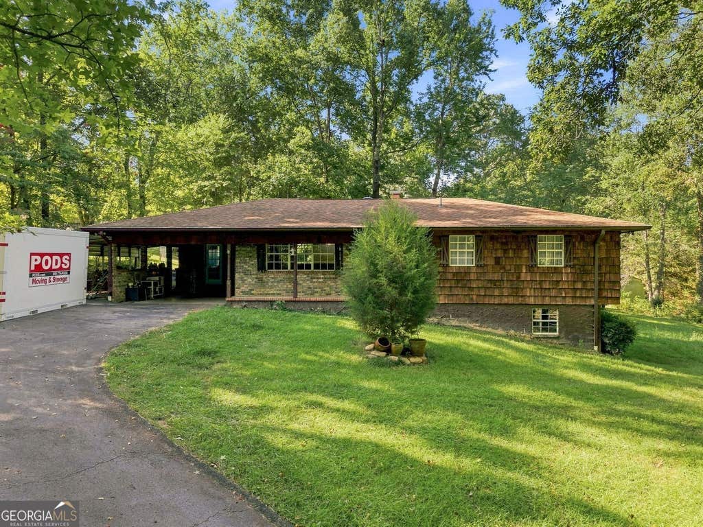 Photo of 118 Diamond Drive, Chickamauga, GA 30707 (MLS # 10830099)