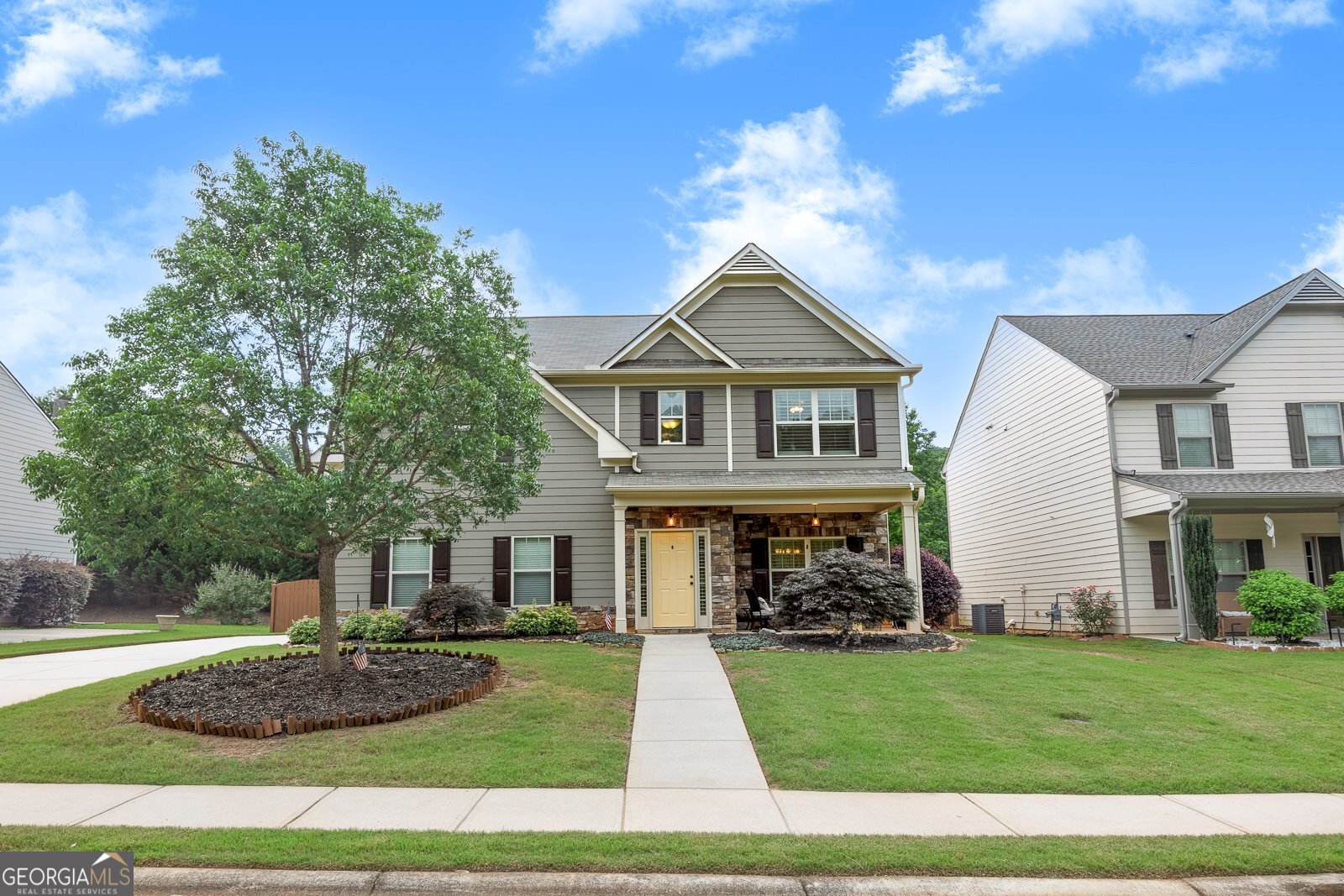 236 Creek View LN