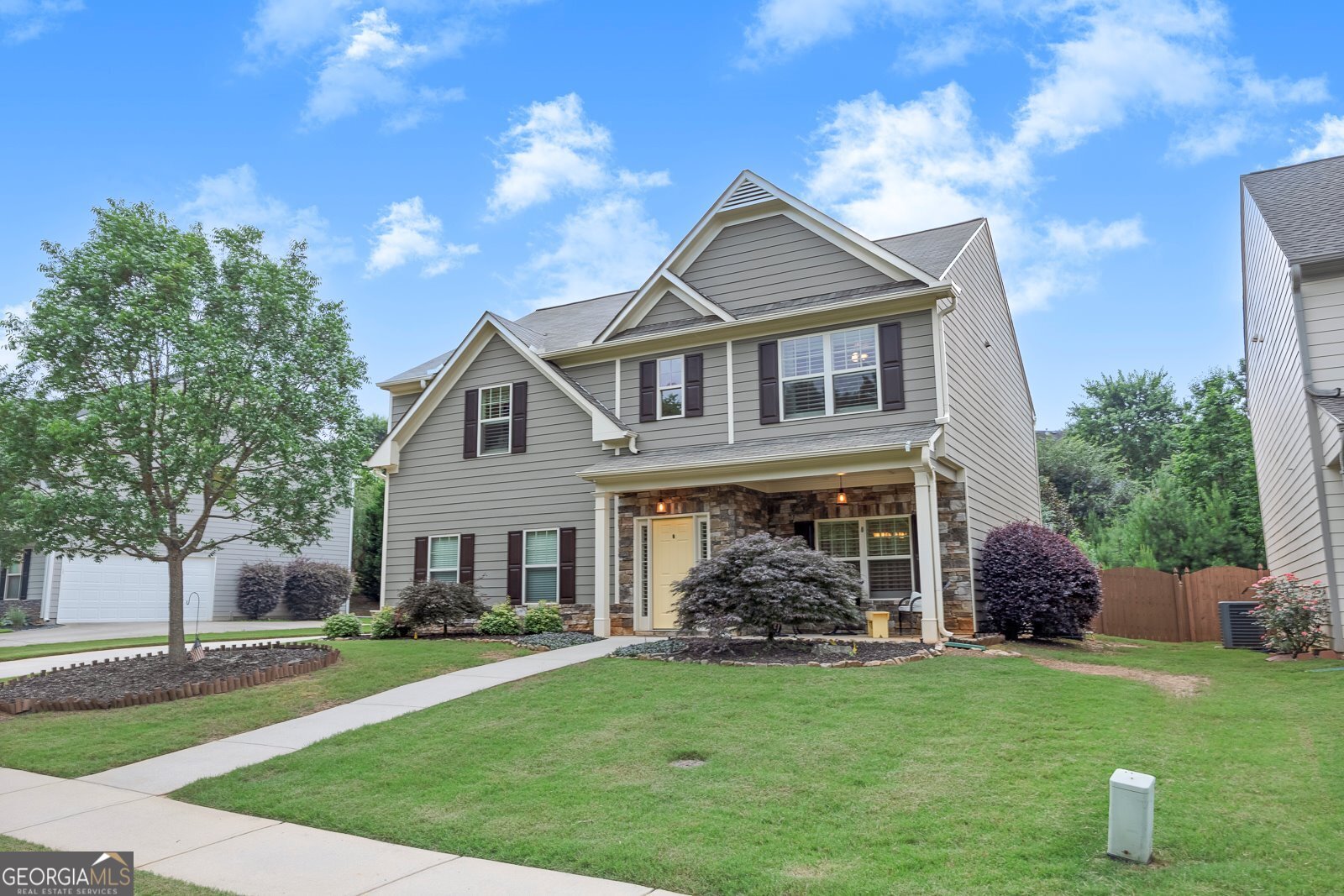 236 Creek View LN