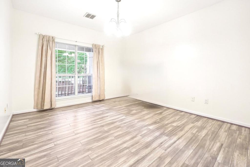 Photo of 5641 Roswell Road #103, Atlanta, GA 30342 (MLS # 10690729)