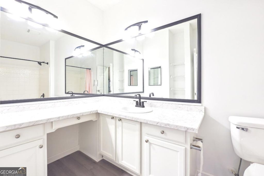 Photo of 5641 Roswell Road #103, Atlanta, GA 30342 (MLS # 10690729)