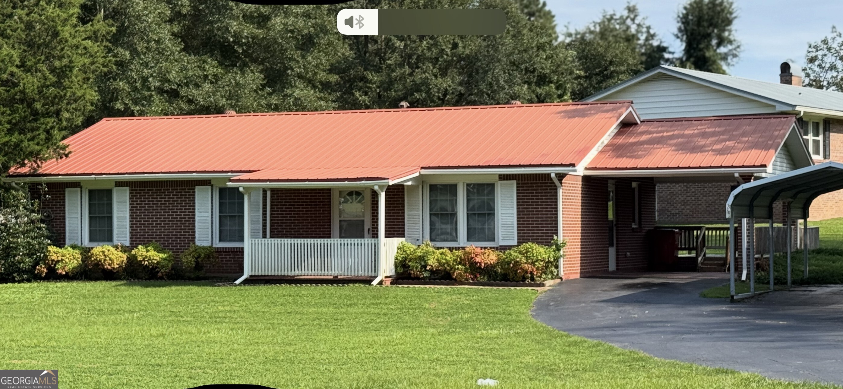 This 3-bedroom / 1-bathroom brick house is a great place to call home! Whether you're a first time home buyer, investor, or downsizing, you're in luck. This home sits on 0.45 acres in a quiet neighborhood. is a 5 minute walk from everything downtown Bowdon has to offer. Come and see for yourself...