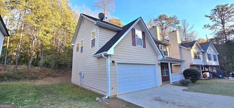 A home in Fairburn