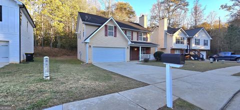 A home in Fairburn