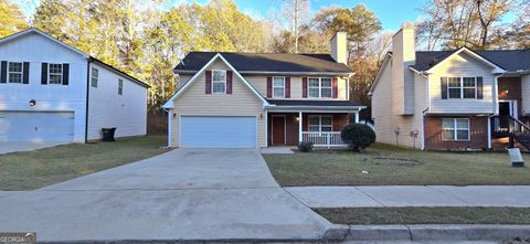 A home in Fairburn