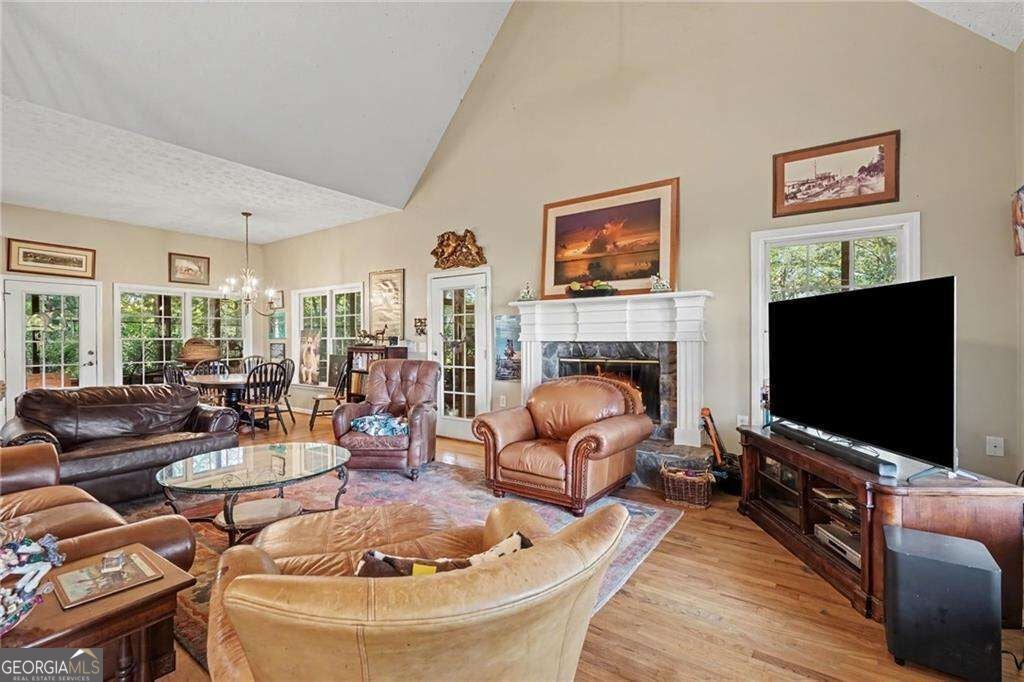 1068 Wrights Mill RD