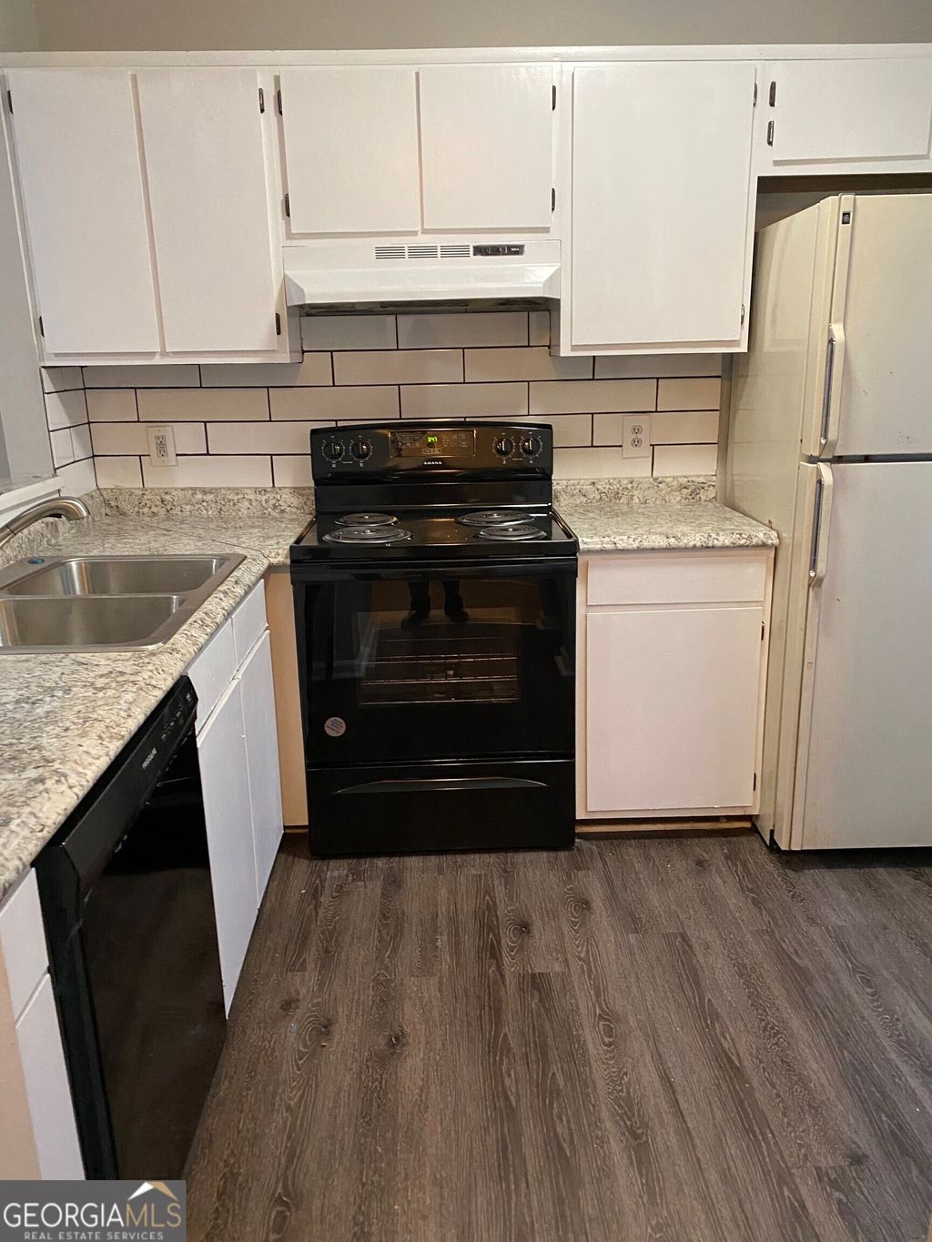 Photo of 209 Sheraton Ct, McDonough, GA 30253 (MLS # 10688047)