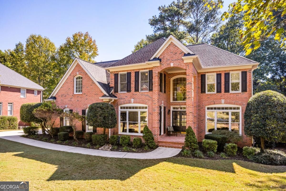 720 Vinings Estates DR SE