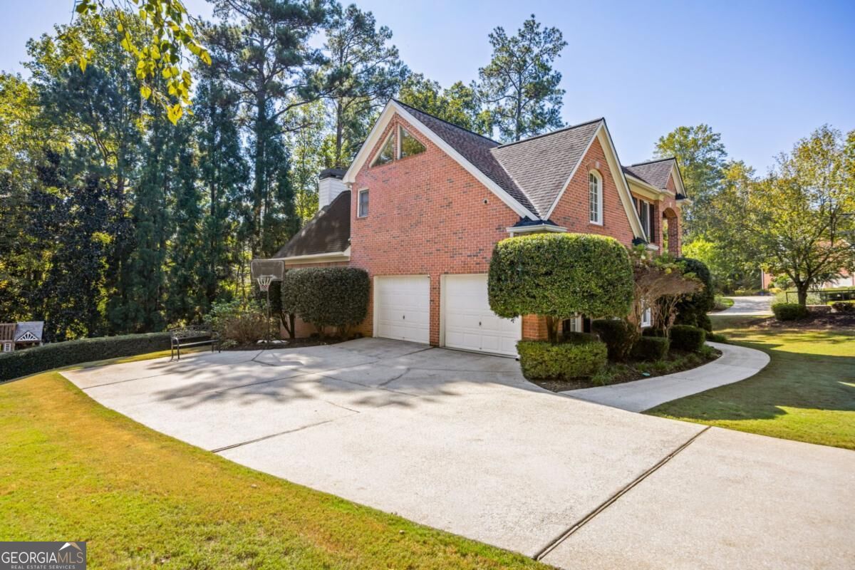720 Vinings Estates DR SE
