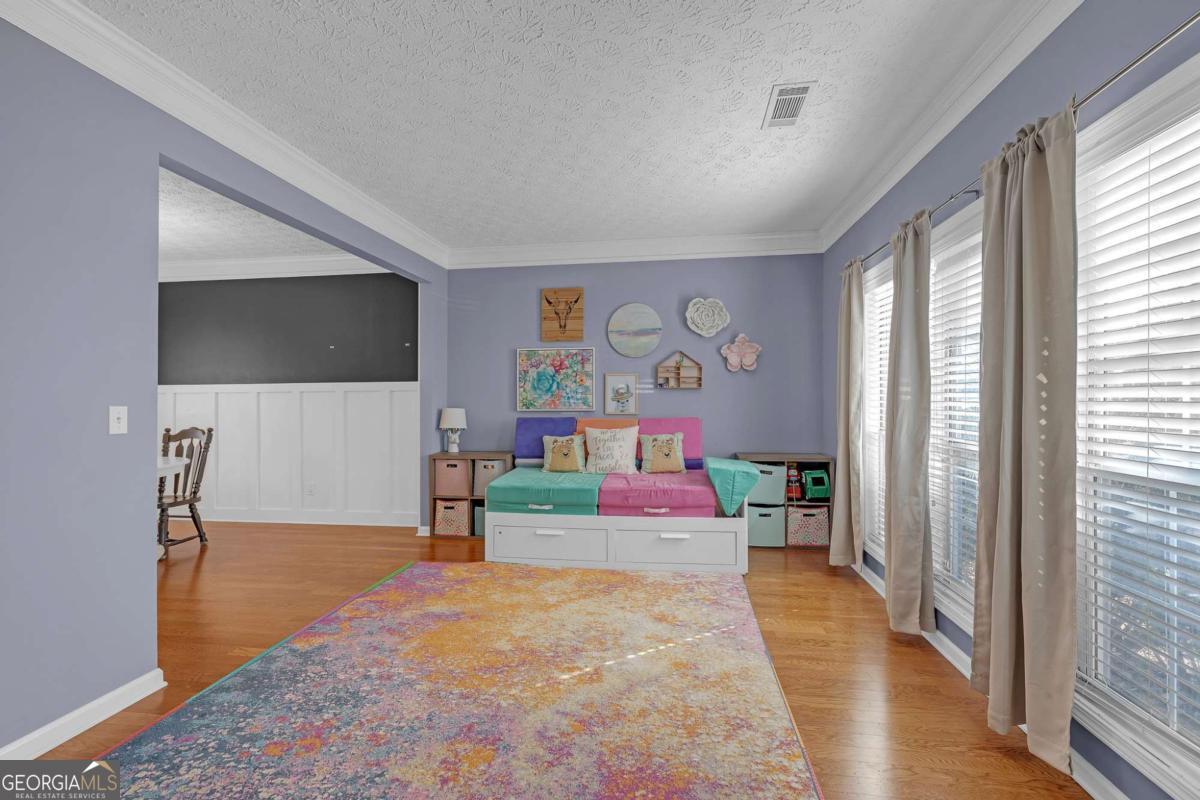 1262 Parkwood Chase NW