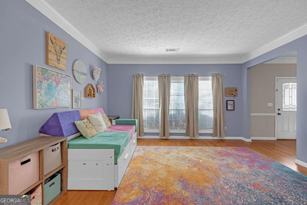 1262 Parkwood Chase NW