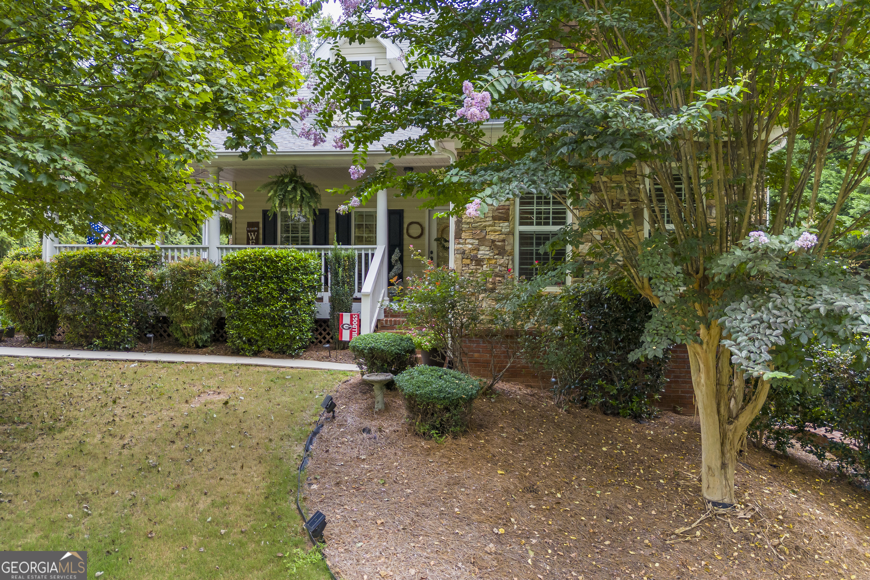 212 Fernbank DR