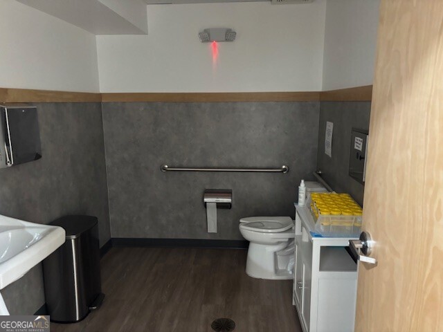 Ellard Center - Commercial Sale