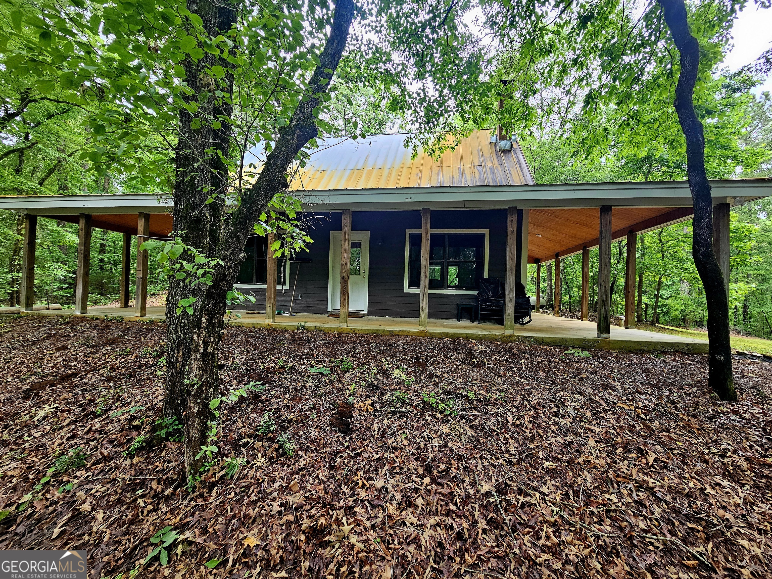 4153 Glenn RD