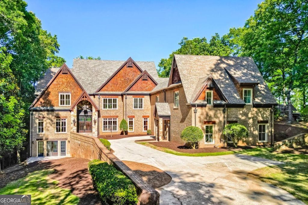 Photo of 7965 Robin Road, Cumming, GA 30041 (MLS # 10767214)