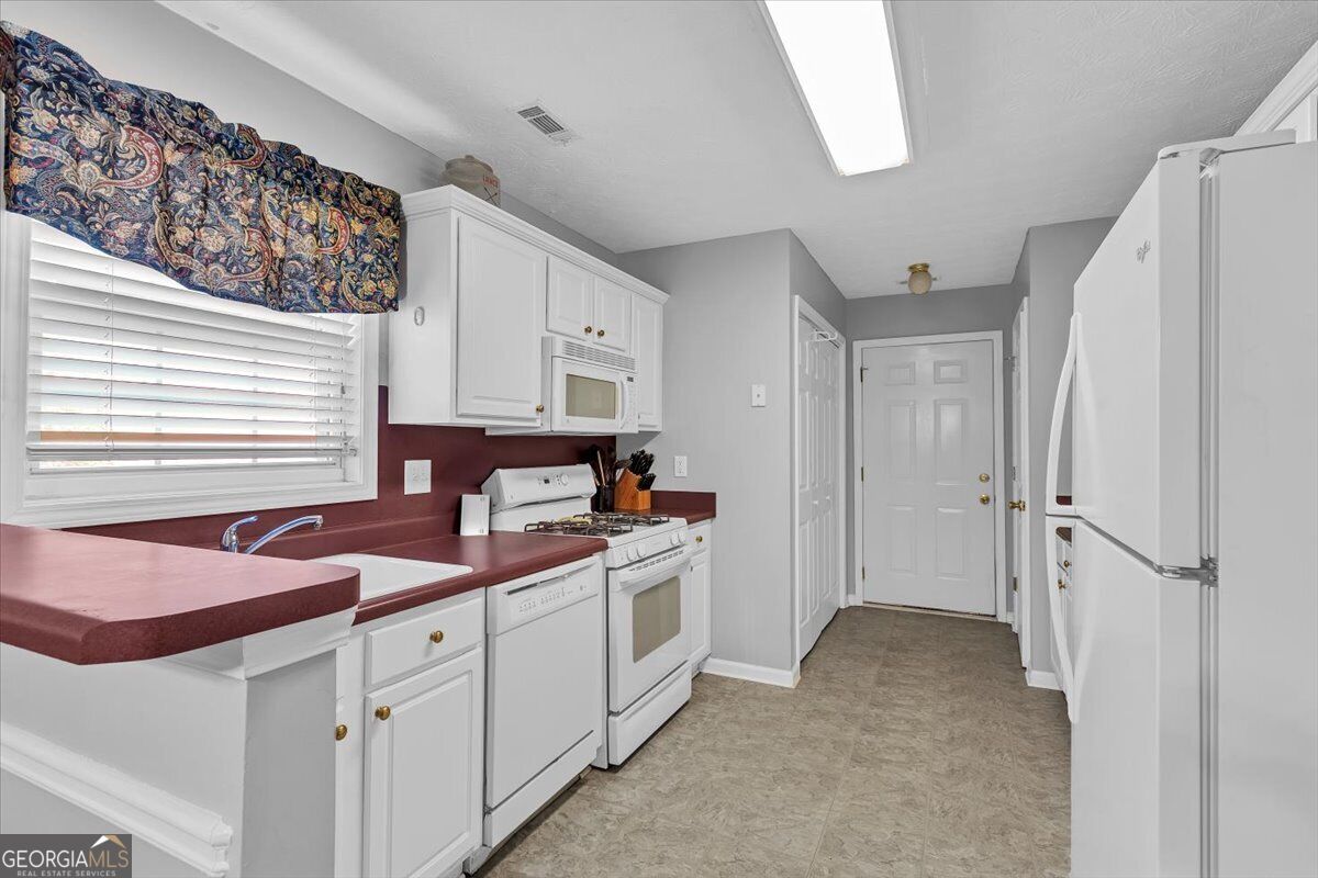 3452 Salem Cove TRL SE