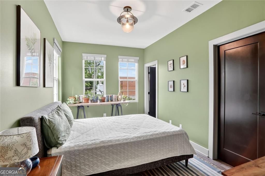 Atlanta, Georgia 30307, United States, 3 Bedrooms Bedrooms, ,4 BathroomsBathrooms,Residential,Active,214628