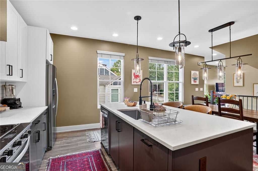 Atlanta, Georgia 30307, United States, 3 Bedrooms Bedrooms, ,4 BathroomsBathrooms,Residential,Active,214628