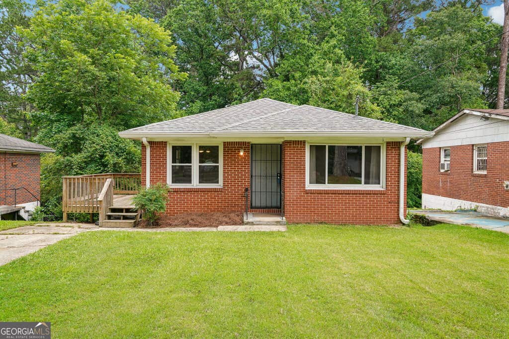 Photo of 655 Albert Street NW, Atlanta, GA 30318 (MLS # 10834029)