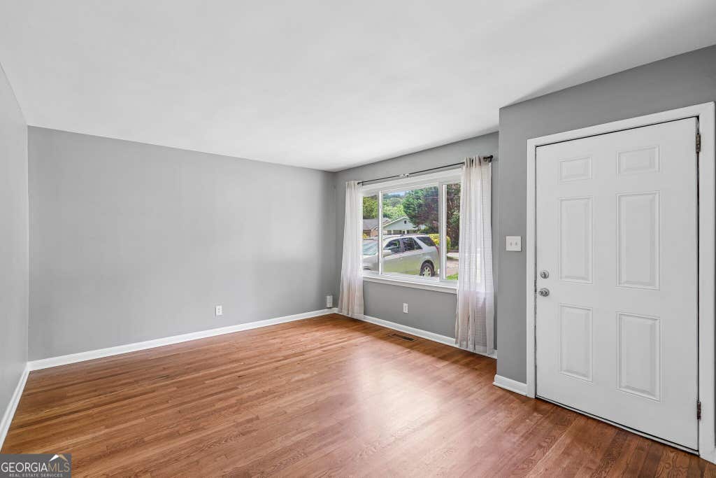 Photo of 655 Albert Street NW, Atlanta, GA 30318 (MLS # 10834029)