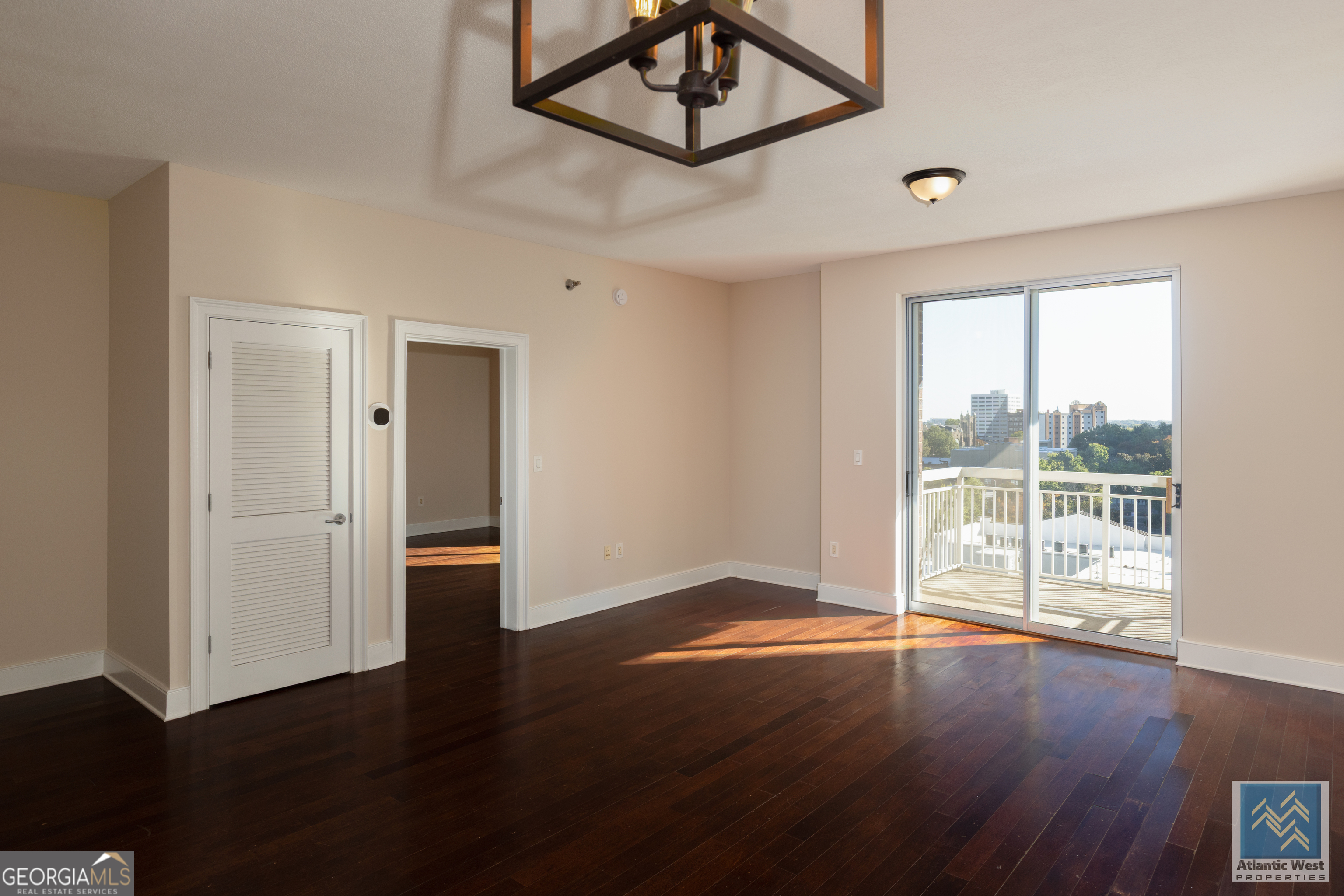 285 Centennial Olympic Park DR 1106