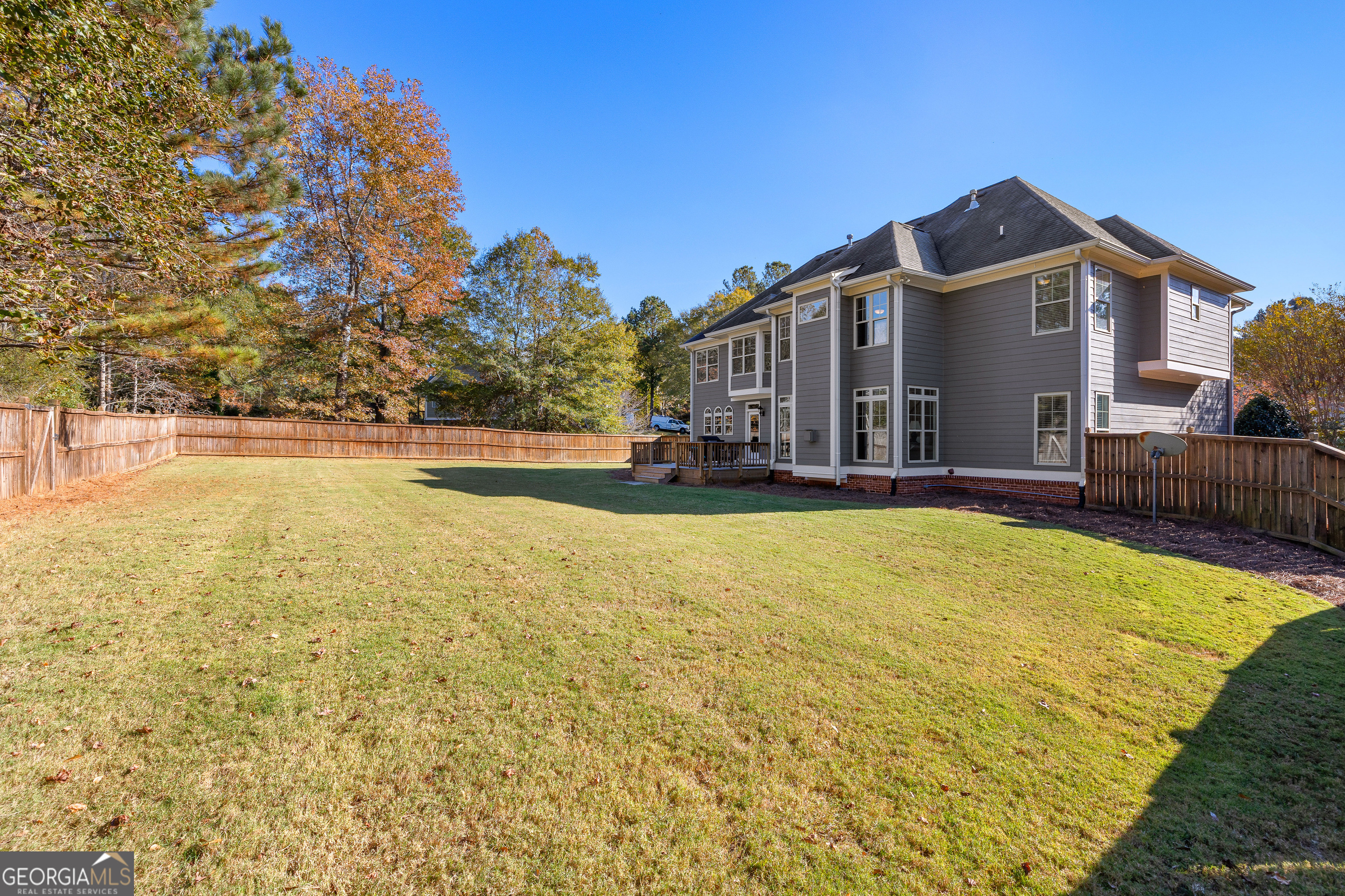 Fayetteville, Georgia 30215, United States, 6 Bedrooms Bedrooms, ,5 BathroomsBathrooms,Residential,Active,242319