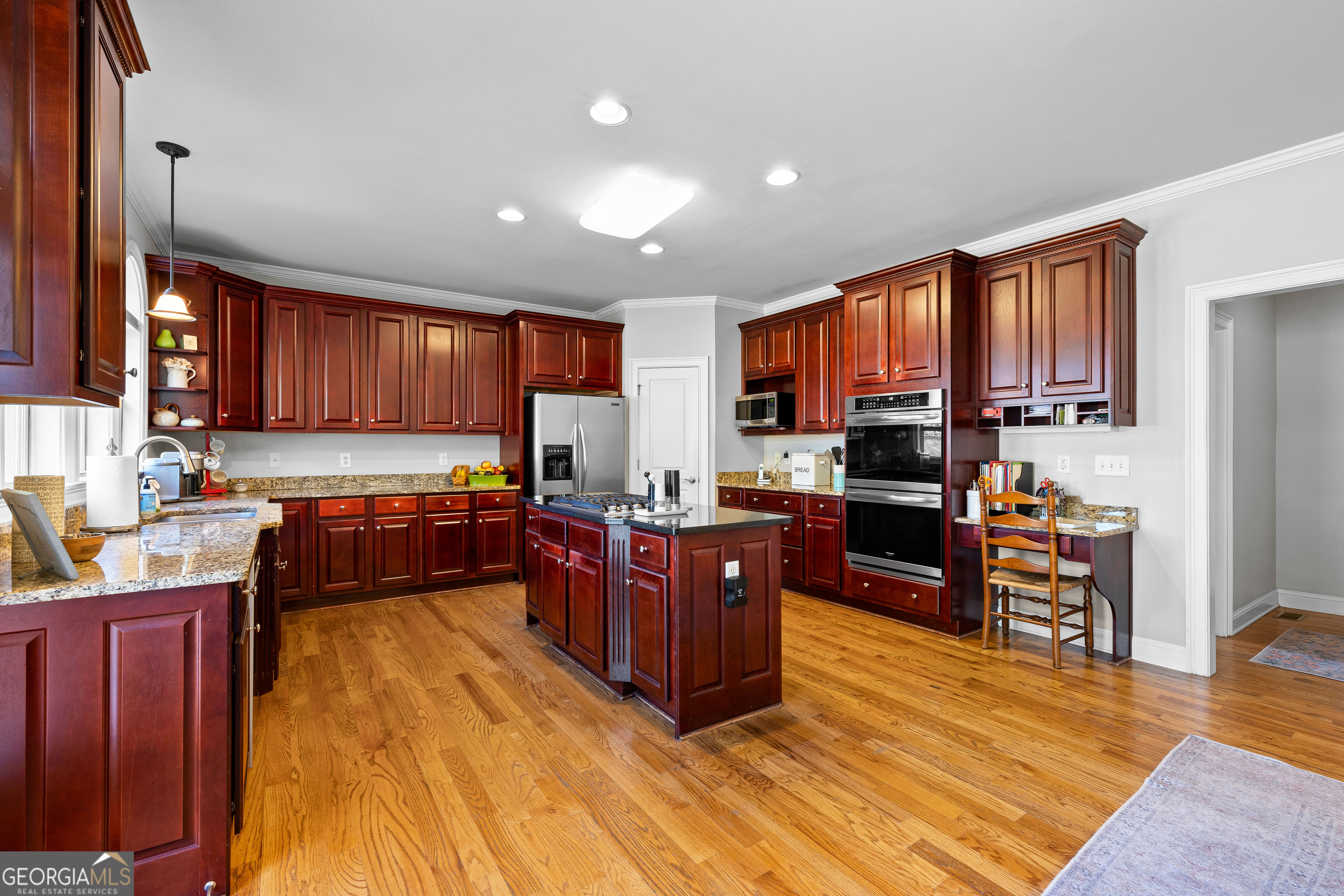 Fayetteville, Georgia 30215, United States, 6 Bedrooms Bedrooms, ,5 BathroomsBathrooms,Residential,Active,242319