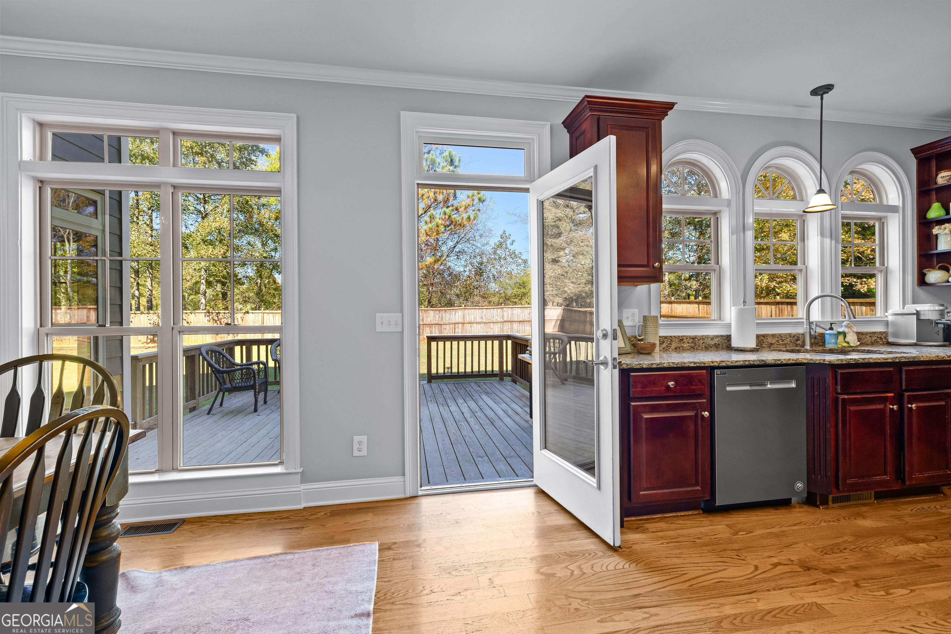 Fayetteville, Georgia 30215, United States, 6 Bedrooms Bedrooms, ,5 BathroomsBathrooms,Residential,Active,242319