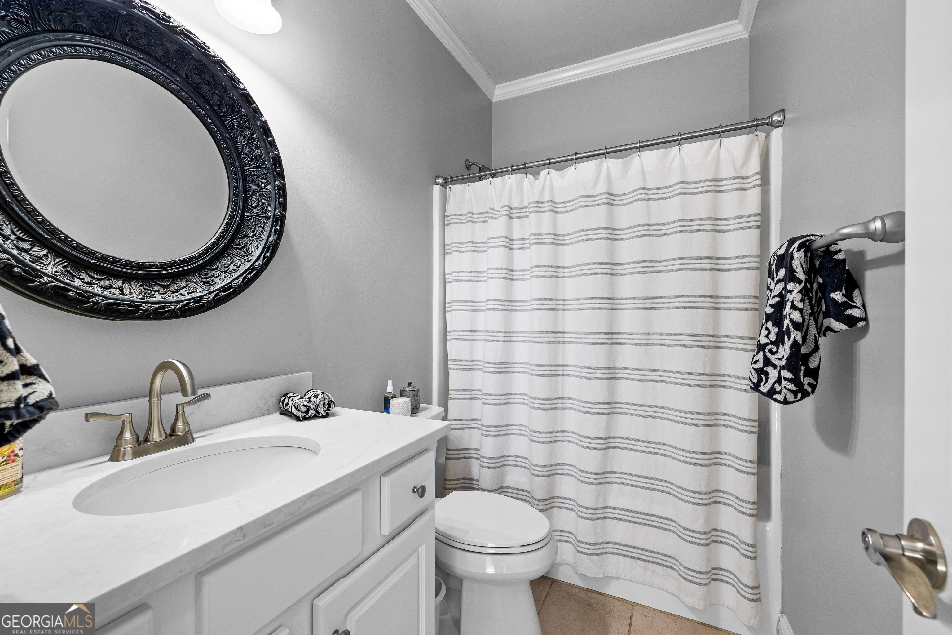 Fayetteville, Georgia 30215, United States, 6 Bedrooms Bedrooms, ,5 BathroomsBathrooms,Residential,Active,242319