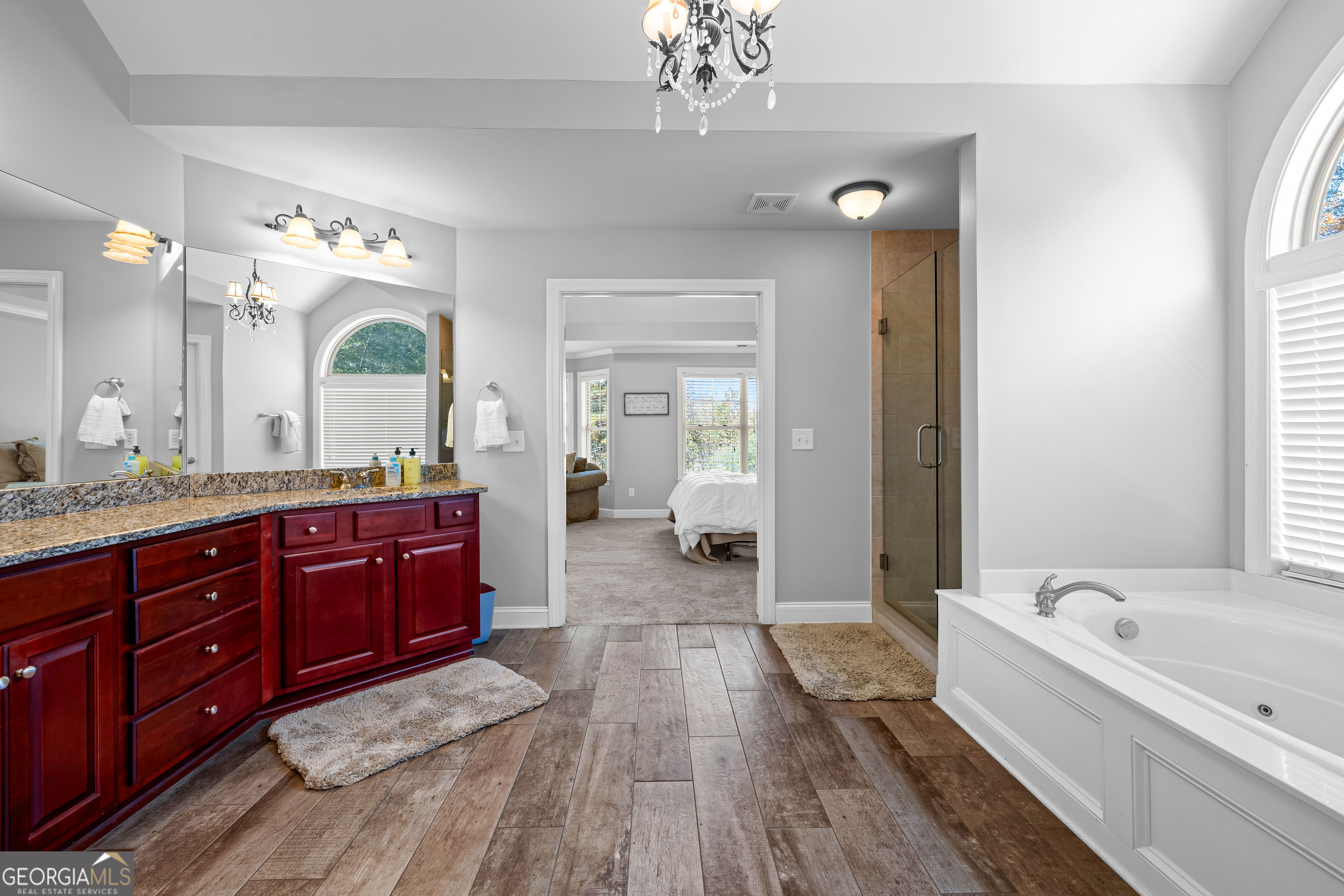 Fayetteville, Georgia 30215, United States, 6 Bedrooms Bedrooms, ,5 BathroomsBathrooms,Residential,Active,242319