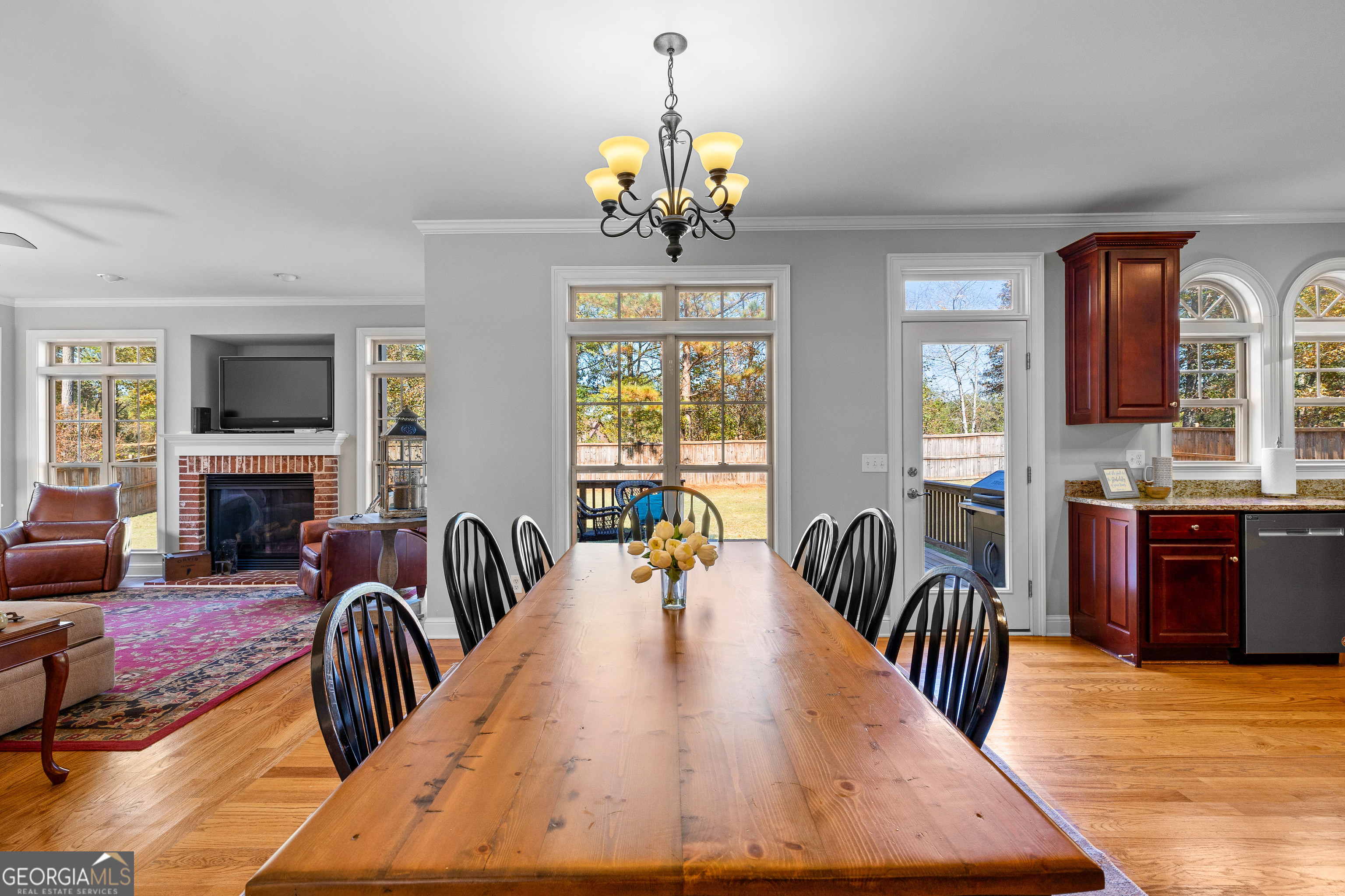 Fayetteville, Georgia 30215, United States, 6 Bedrooms Bedrooms, ,5 BathroomsBathrooms,Residential,Active,242319