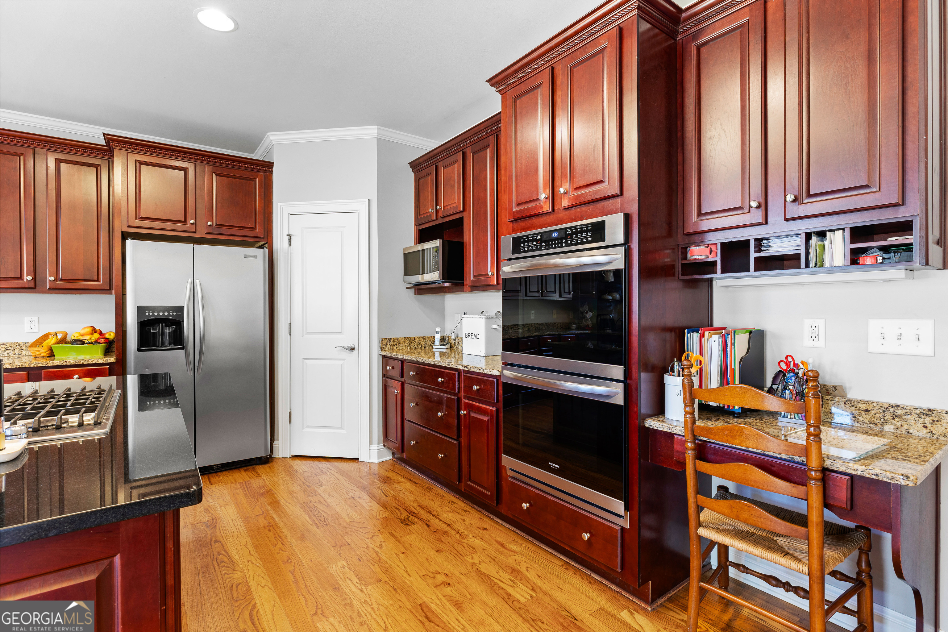 Fayetteville, Georgia 30215, United States, 6 Bedrooms Bedrooms, ,5 BathroomsBathrooms,Residential,Active,242319