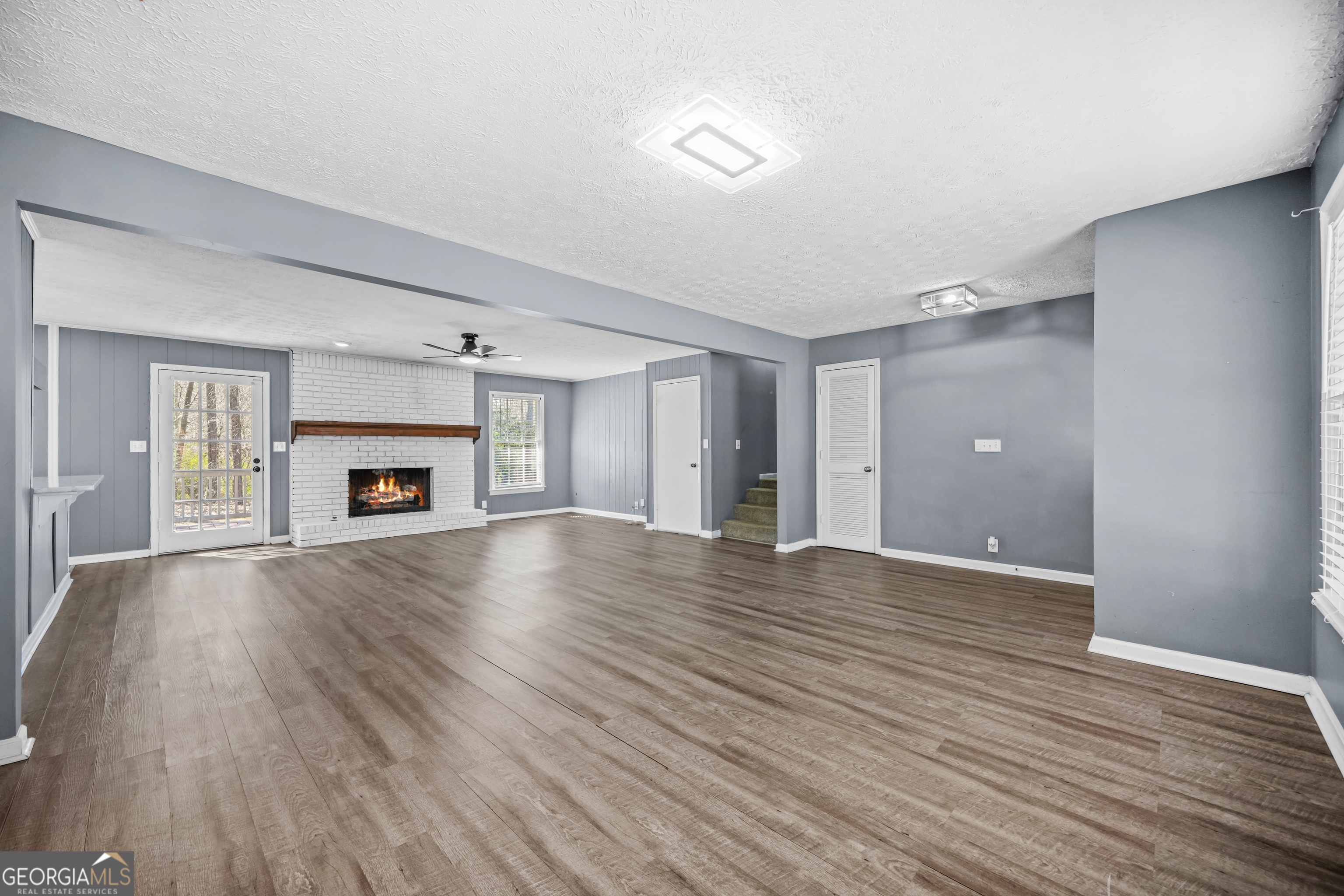 2511 Due West CIR NW