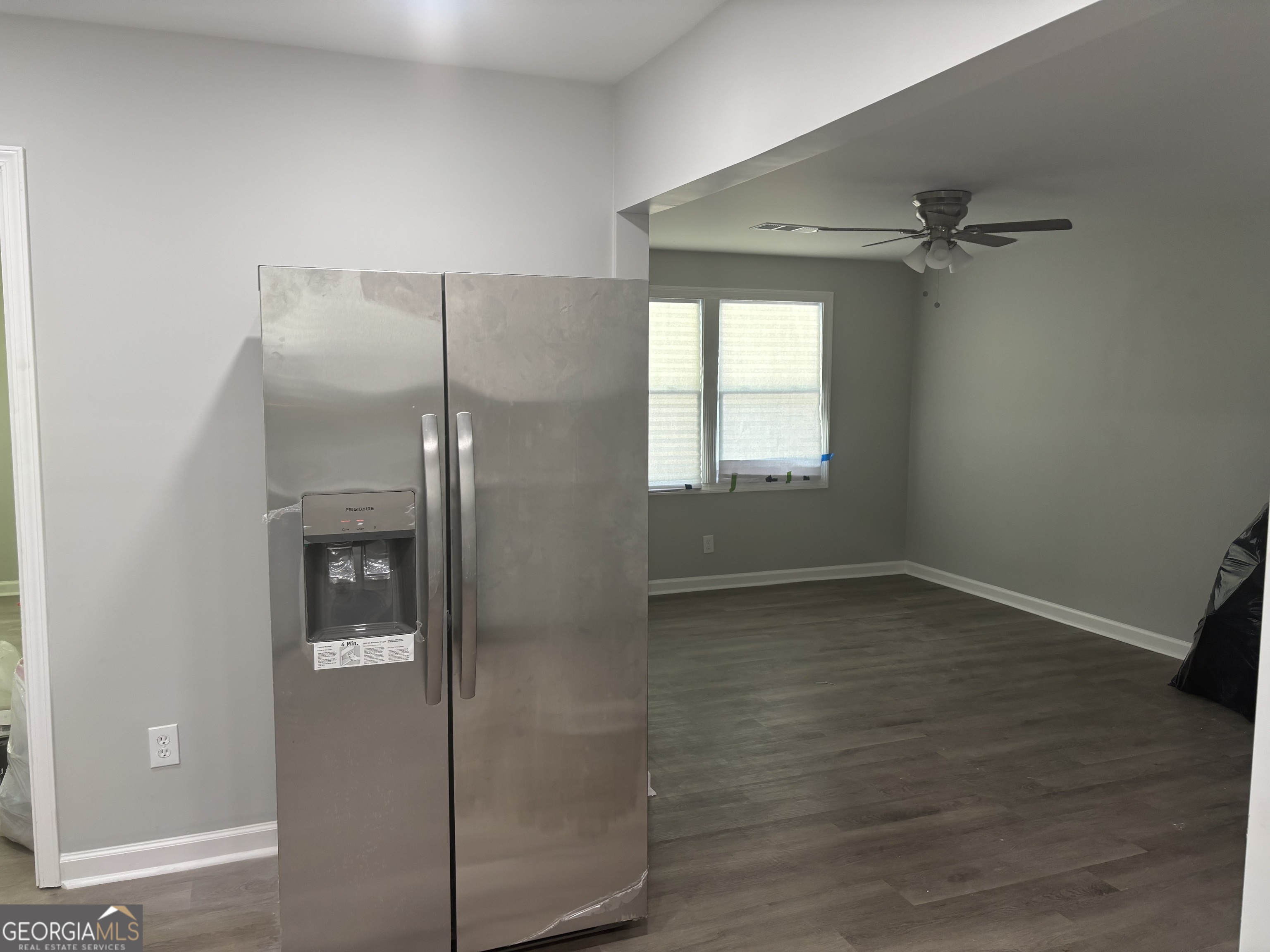 4217 Fairfax DR
