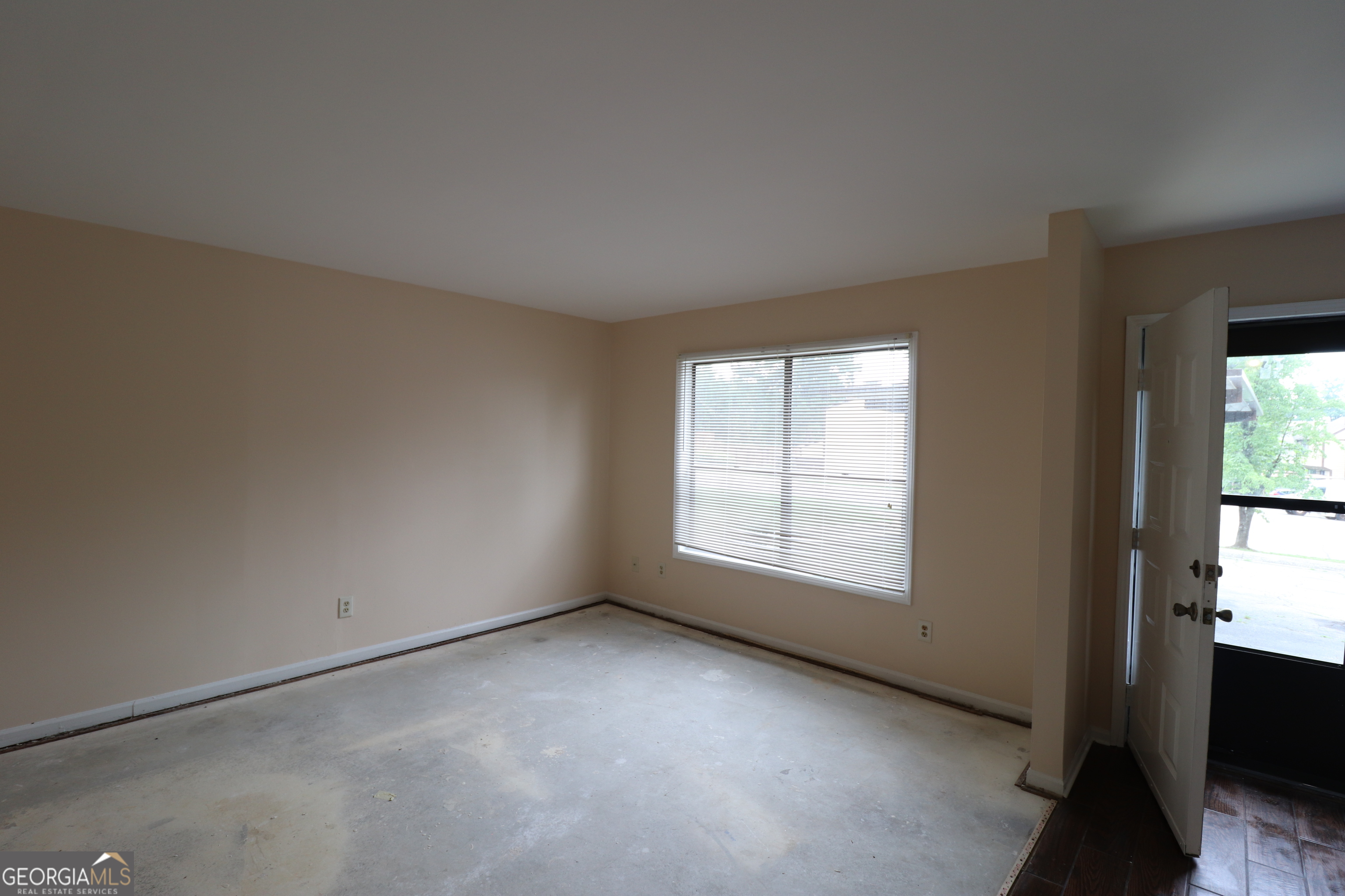 6144 Bakers Ferry RD SW 5650